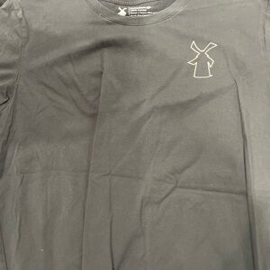 Dutch Bros grey shirt